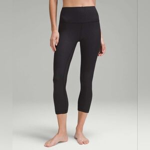 align hr crop ripple 21"